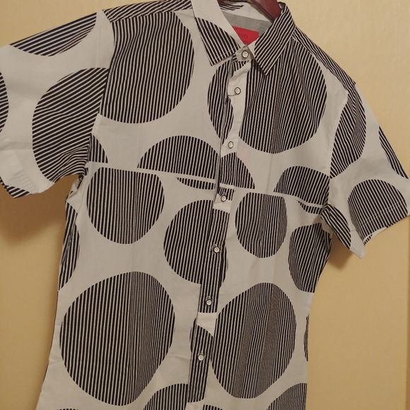 Mens Short Sleeve Button Up Large - Picture 2 of 8